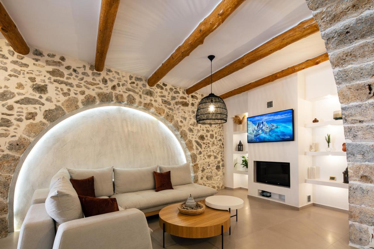 Ferienhaus Petrino Two-bedroom House In Mirthios
